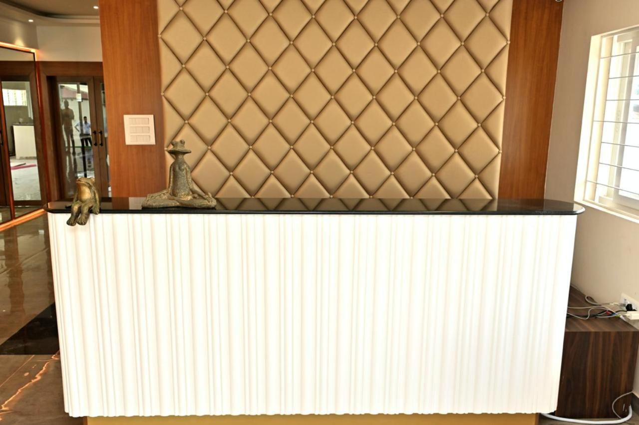 Hometown Sharu'S Inn A Luxury Hotel Chikmagalur Ngoại thất bức ảnh