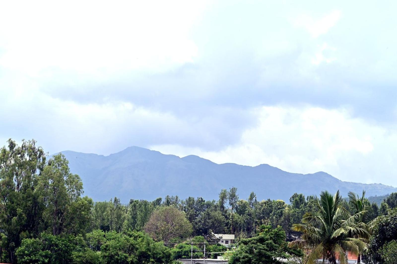 Hometown Sharu'S Inn A Luxury Hotel Chikmagalur Ngoại thất bức ảnh