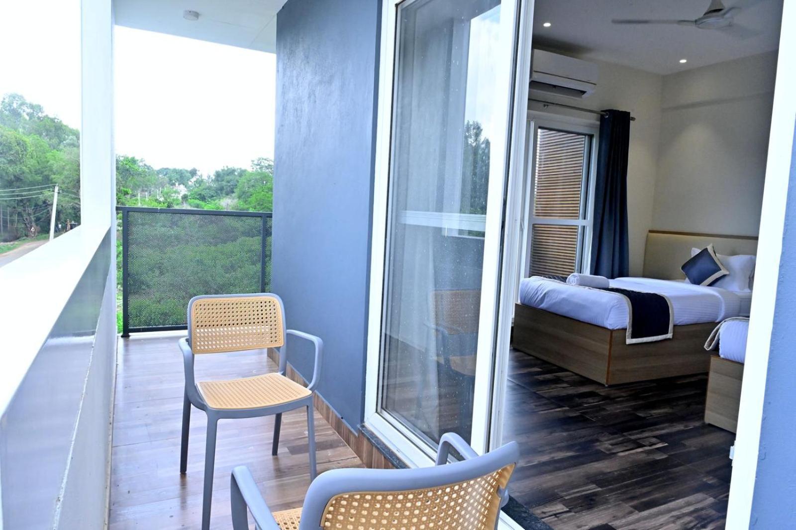 Hometown Sharu'S Inn A Luxury Hotel Chikmagalur Ngoại thất bức ảnh